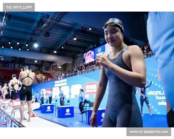 青少年游泳选手于子迪破例获奖，实力打破年龄偏见