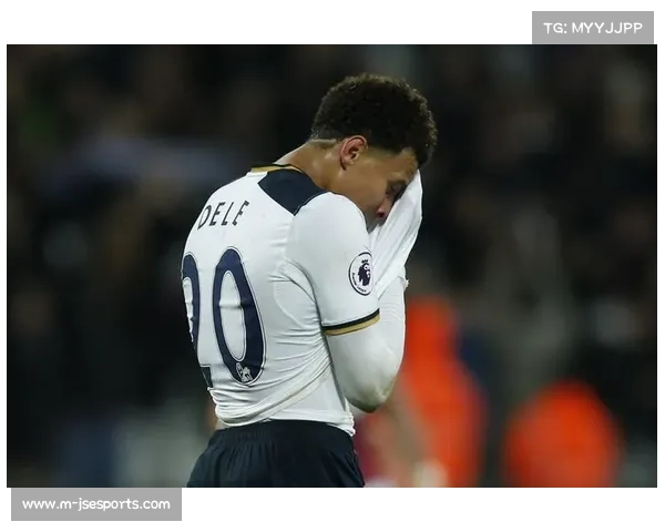 西汉姆联客场逆转热刺，莫耶斯战术得当